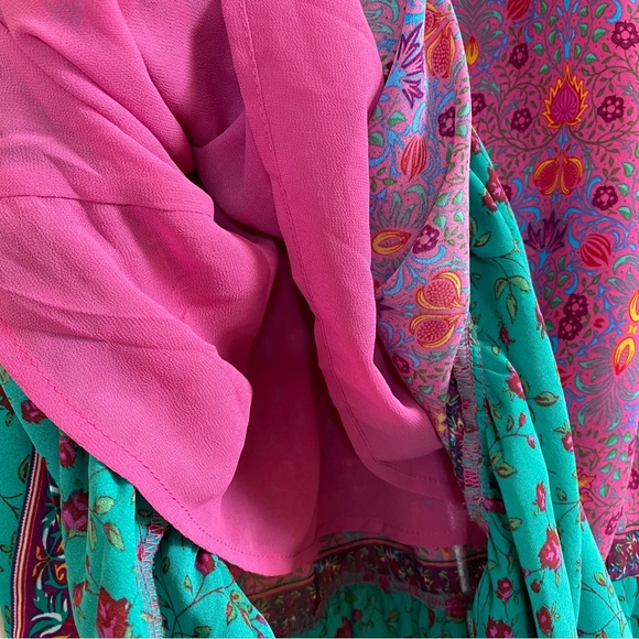 Dalia | Colorful Printed Maxi Dress - Picture 5 of 7